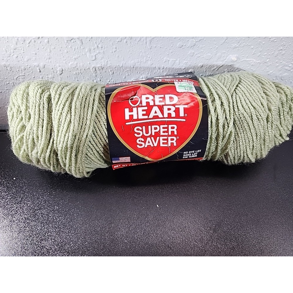 Red‎ Heart Yarn Super Saver Worsted: Lot of 1 in color Frosty Green Code 3921